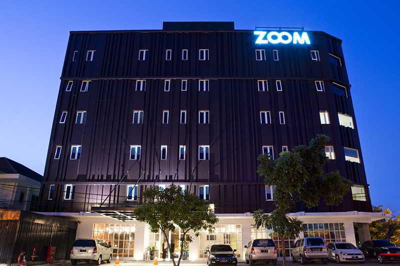 سورابايا Zoom Smart Hotel Jemursari المظهر الخارجي الصورة
